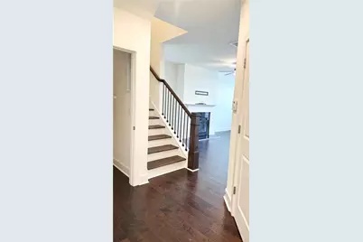 402 Auburn Valley Way, Auburn, GA 30011 - Photo 9