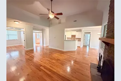212 Westwind Drive, Newnan, GA 30263 - Photo 9