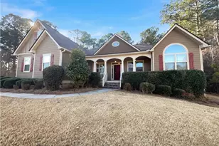 212 Westwind Dr, Newnan, GA 30263 - Photo 1