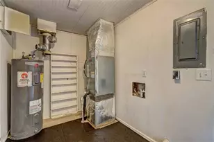 1367 Canterbury Rd, Macon, GA 31206 - Photo 5