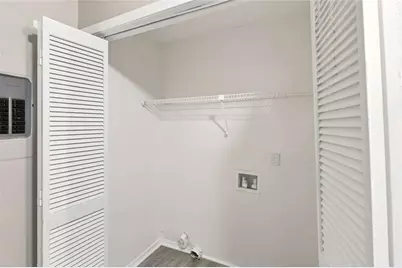 5537 Mountain Springs Circle, Stone Mountain, GA 30088 - Photo 9