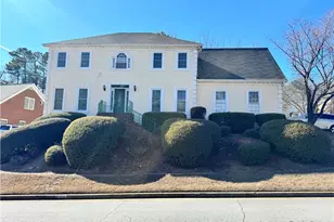 9220 Mackinac Dr, Johns Creek, GA 30022 - Photo 1