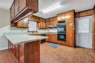 2058 Graham Rd, Macon, GA 31211 - Photo 11