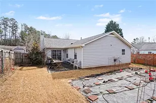 220 Hayward Ln, Lawrenceville, GA 30044 - Photo 25