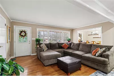 645 Oak Hill Circle, Stone Mountain, GA 30083 - Photo 11