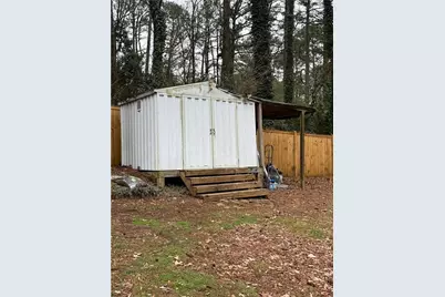 645 Oak Hill Circle, Stone Mountain, GA 30083 - Photo 37