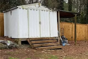 645 Oak Hill Cir, Stone Mountain, GA 30083 - Photo 37