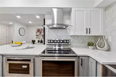 106 La Rue Place NW, Atlanta, GA 30327 - Photo 9