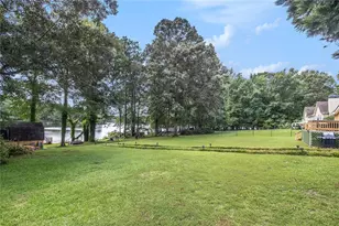 96 Pointe View Ct, Jackson, GA 30233 - Photo 29