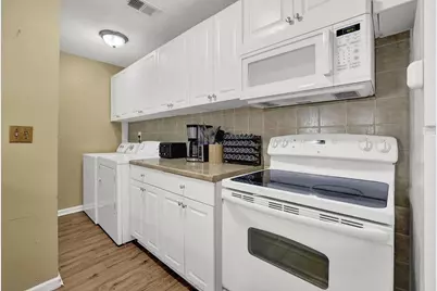 1358 Old Coach Road SW, Marietta, GA 30008 - Photo 13