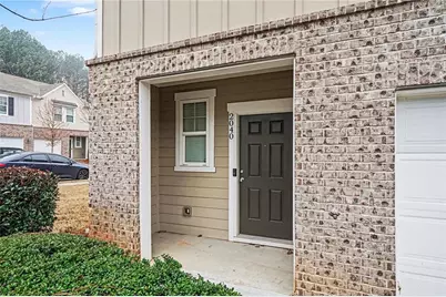 2040 Wildflower Way, Conyers, GA 30012 - Photo 3