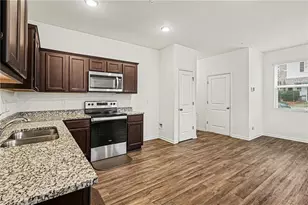 2040 Wildflower Way, Conyers, GA 30012 - Photo 15