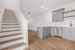 2464 Bellview Ave NW, Atlanta, GA 30318 - Photo 3