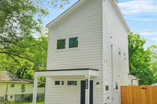 2464 Bellview Ave NW, Atlanta, GA 30318 - Photo 1