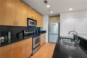 250 Pharr Rd NE, Atlanta, GA 30305 - Photo 7