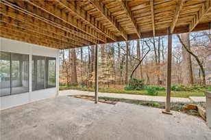 1663 Huntingford Dr, Marietta, GA 30068 - Photo 49