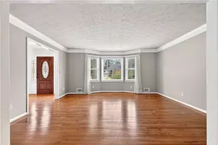 1663 Huntingford Dr, Marietta, GA 30068 - Photo 5