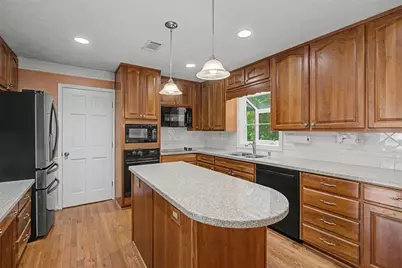 1663 Huntingford Drive, Marietta, GA 30068 - Photo 17