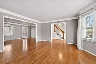 1663 Huntingford Dr, Marietta, GA 30068 - Photo 5