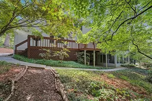 1663 Huntingford Dr, Marietta, GA 30068 - Photo 53