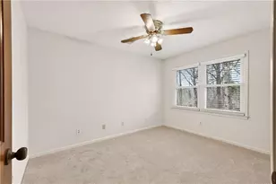 1663 Huntingford Dr, Marietta, GA 30068 - Photo 35