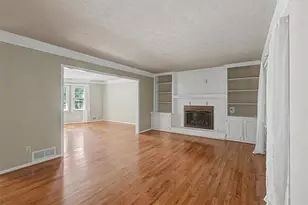 1663 Huntingford Dr, Marietta, GA 30068 - Photo 9