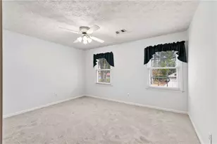 1663 Huntingford Dr, Marietta, GA 30068 - Photo 33