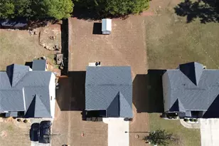 210 Mary Jane Ln, Covington, GA 30016 - Photo 3