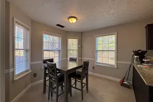 3720 Scotland Ln, Snellville, GA 30039 - Photo 9