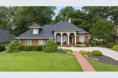 311 Vinings Walk NW, Gainesville, GA 30501 - Photo 1