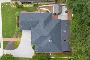 311 Vinings Walk NW, Gainesville, GA 30501 - Photo 3