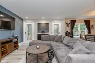 1930 Variations Dr NE, Atlanta, GA 30329 - Photo 9