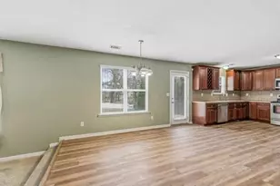 4778 Chafin Point Ct, Snellville, GA 30039 - Photo 17