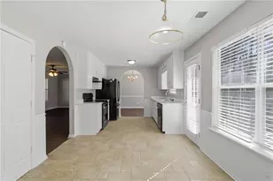 4310 Perrinton Trail, Loganville, GA 30052 - Photo 15