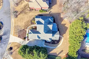 6905 Blackthorn Ln, Suwanee, GA 30024 - Photo 47