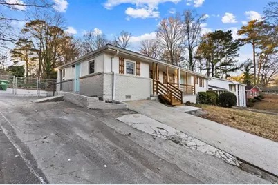 1891 Valley Ridge Dr SW, Atlanta, GA 30331 - Photo 41