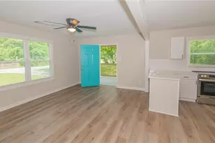 525 Baker Cir NW, Atlanta, GA 30318 - Photo 5