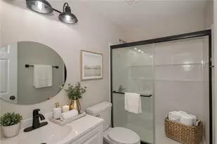 525 Baker Cir NW, Atlanta, GA 30318 - Photo 15