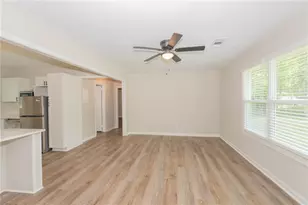 525 Baker Cir NW, Atlanta, GA 30318 - Photo 9