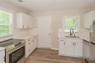 525 Baker Cir NW, Atlanta, GA 30318 - Photo 9