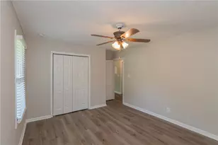 525 Baker Cir NW, Atlanta, GA 30318 - Photo 19