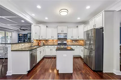 2588 Defoors Ferry Road NW, Atlanta, GA 30318 - Photo 11