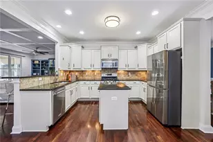 2588 Defoors Ferry Rd NW, Atlanta, GA 30318 - Photo 11