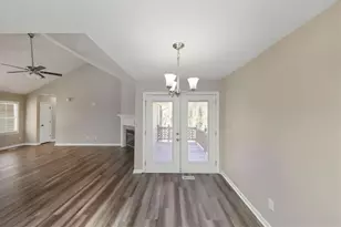 121 Wilson Cir, Carrollton, GA 30117 - Photo 7