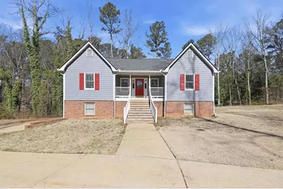 121 Wilson Cir, Carrollton, GA 30117 - Photo 1
