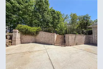 128 Highcrest Drive, Acworth, GA 30101 - Photo 9