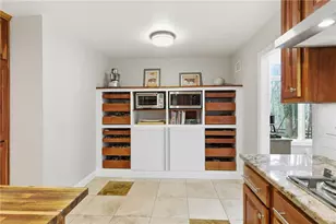 505 Periwinkle Dr, Roswell, GA 30075 - Photo 13