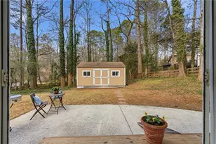 505 Periwinkle Dr, Roswell, GA 30075 - Photo 33