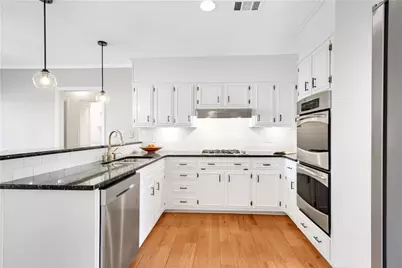 4822 Hampton Lake Drive, Marietta, GA 30068 - Photo 13