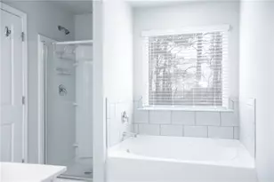 3410 Highbury Way, Lithonia, GA 30038 - Photo 15